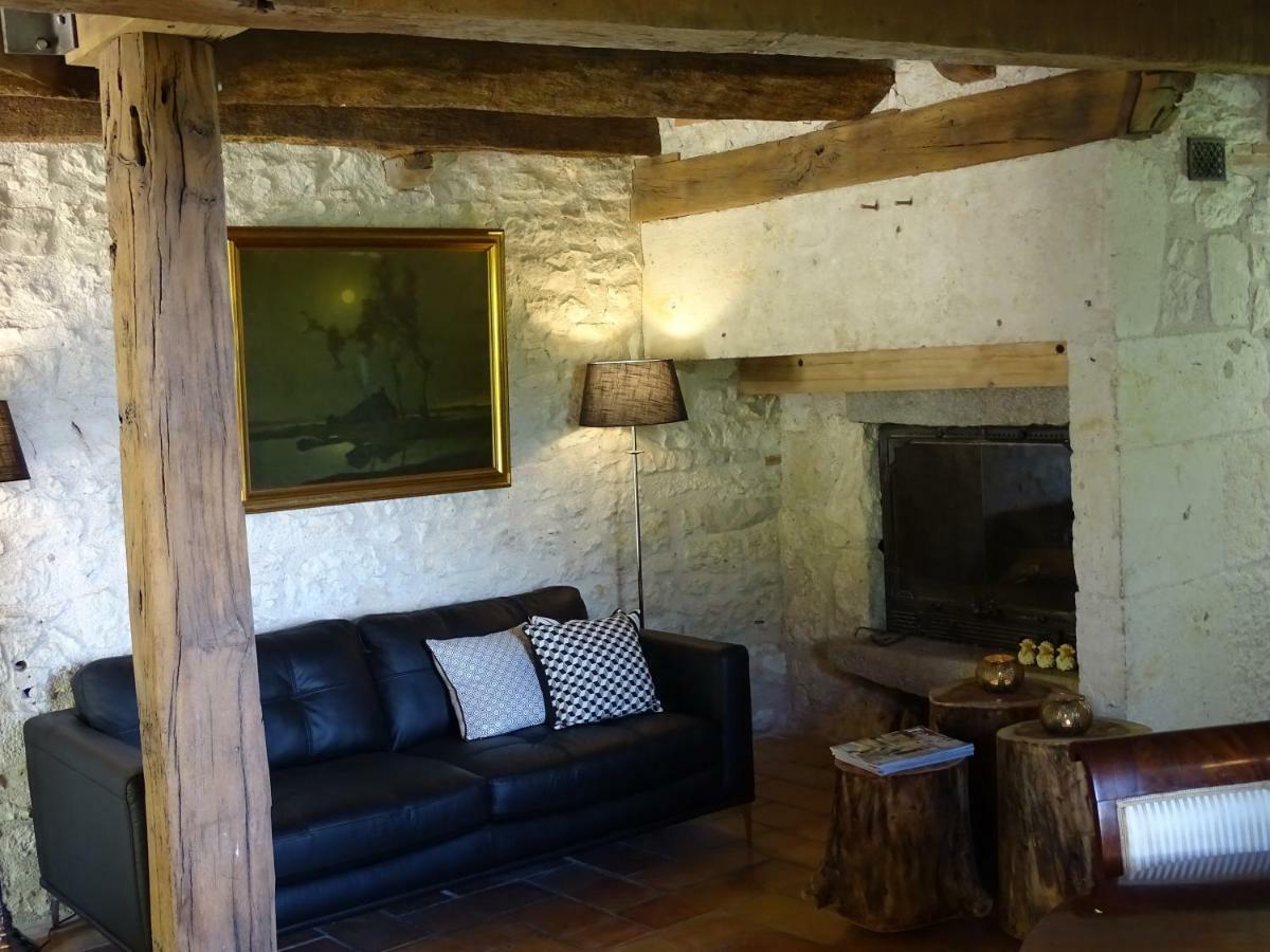 Апартаменты Bergerie Le Vieux Manoir Valeilles Экстерьер фото